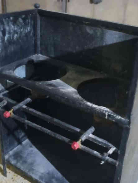 السلام عليكم

طباخ عينين نضافته مرتبه بس متروك يرادله غسله

ممات بي وبوري بي

متوازي ع بيعته حيل

سعر خاص 

مكاني الرمادي حي الاكراد

***********
