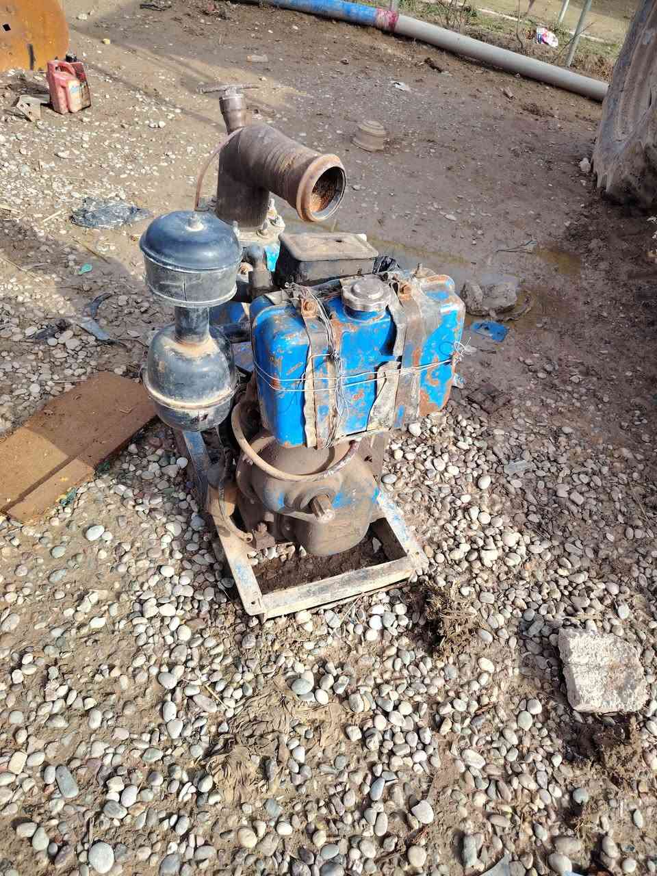 السلام عليكم
ماطورات للبيع واحد مولده راس التوليد ابو 10 
والثاني مال مي الخنزيىه 6 ب 5 المكان كركوك الحويجه 
الشراي يتصل 
***********
