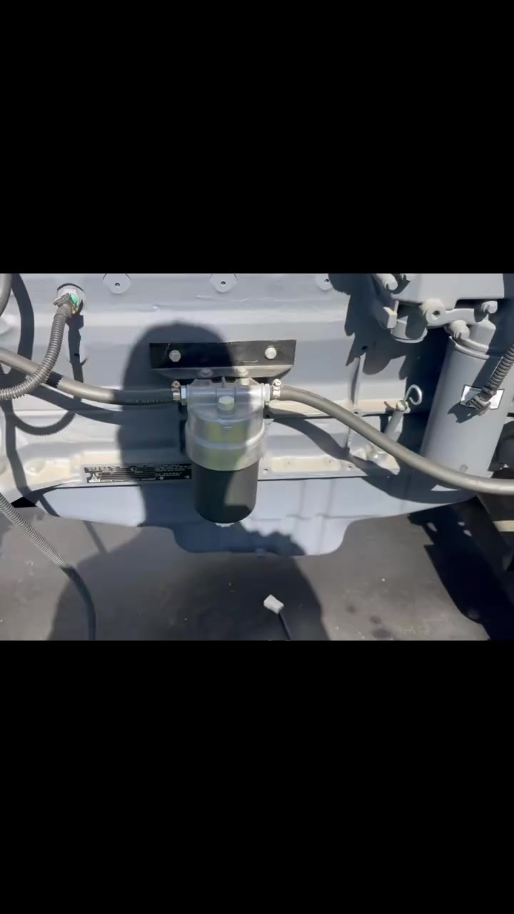 Group Gmi 🇩🇿

يوفر لكم 

👈مولدات كهربائية : 

✅️ Moteur deutz d'origine allemande 🇩🇪 30 kva a 160 kva

✅ ️Moteur BAUDOUIN   🇫🇷  20 kva a 4000 kva

✅️ Monteur VOLVO   🇸🇪  200 kva a 800 kva

👈 خدمات ما بعد البيع 🧰🛠🛻

👈 قطع غيار اصلية متوفرة 💡🔌🔩⚙️ :

pièces mécaniques volvo baudouin......

Inverseurs socomec 🇨🇵(160 A jusqu'à 3200 A),

Chargeur batterie : Ad système et DATAKOM.....

Filtration : VOLVO PENTA et BAUDOUIN ......

Turbo

Speed Control

Carte de commande: DIEF et COMAP.....

Géneratrice européen : LINZ, MECCALTE et LOREY SOMMER (NIDEC)

وعدة قطع أخرى

لمزيد من المعلومات اتصل بنا :

☎️0697608523

#volvopenta #groupeelectrogene #baudouin #Deutz #INVERSEUR #Socomec #génératrice #GMI #piècesderechange #filtres #ampere


**إذا كنت صاحب هذا الإعلان وتريد حذفه لأي سبب، رجاءا أرسل رسالة إلى الدعم الفني**