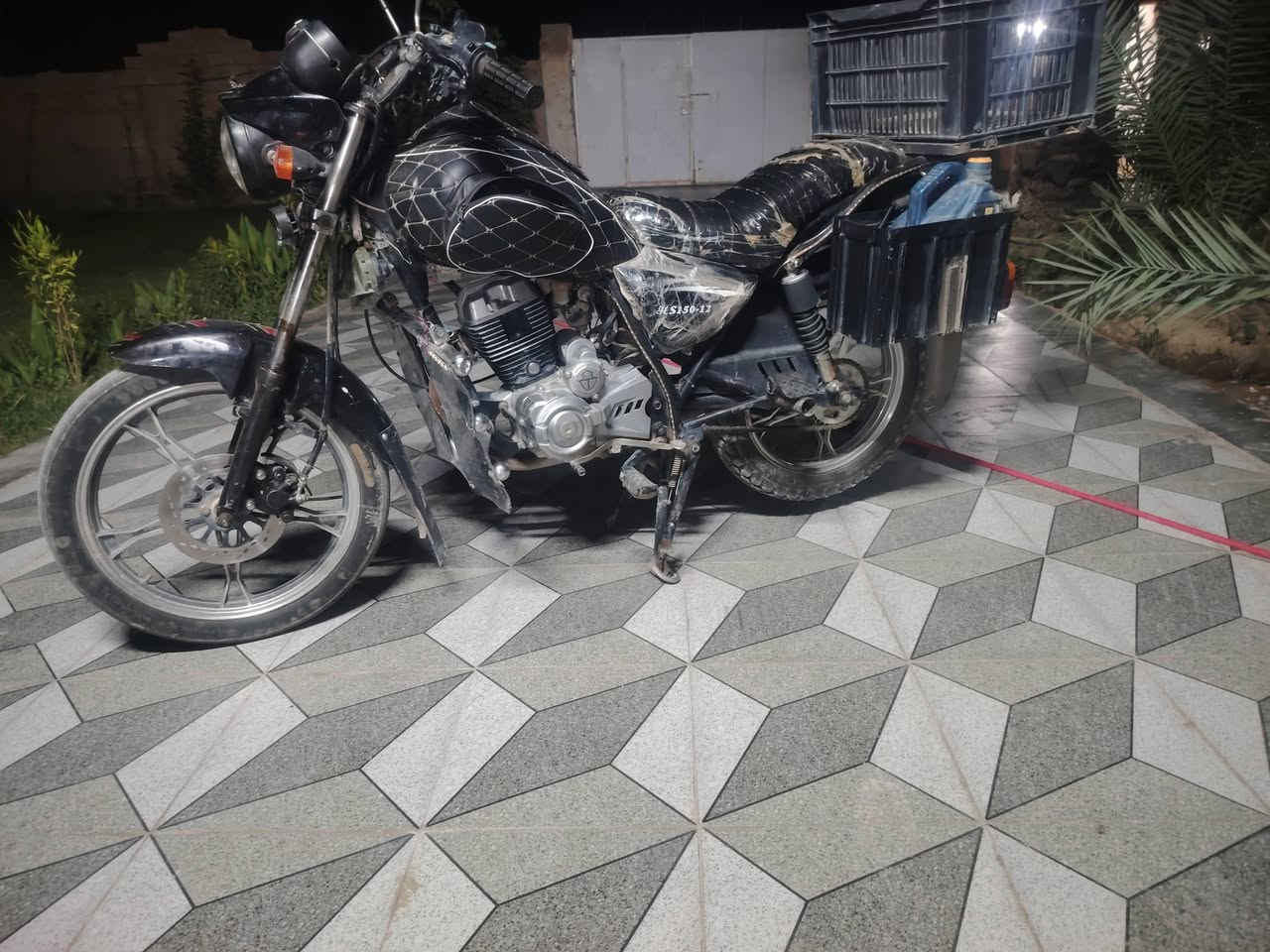 هيوشه موديل 22نضافه فول مرتبه كهربائيات شغاله كامله مكمله  سعرها 550 بي مجال بسيط  مكان القادسيه


**إذا كنت صاحب هذا الإعلان وتريد حذفه لأي سبب، رجاءا أرسل رسالة إلى الدعم الفني**