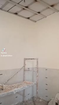 خدمات • معلومات ناقصة