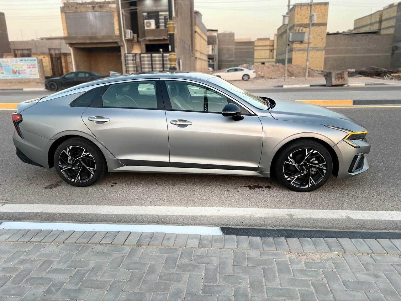 كي فايف مديل 2025 للبيع جي تي لاين 

محرك 2500 تنفيس طبيعي 

حادثها بنيد فقط ماشيه 6000 

السعر 190 وبيها مجال 

رقم شهداء تجيك وكاله عامه 

مكان السياره بصره 

اتصال او واتساب *********** البصرة, العراق

