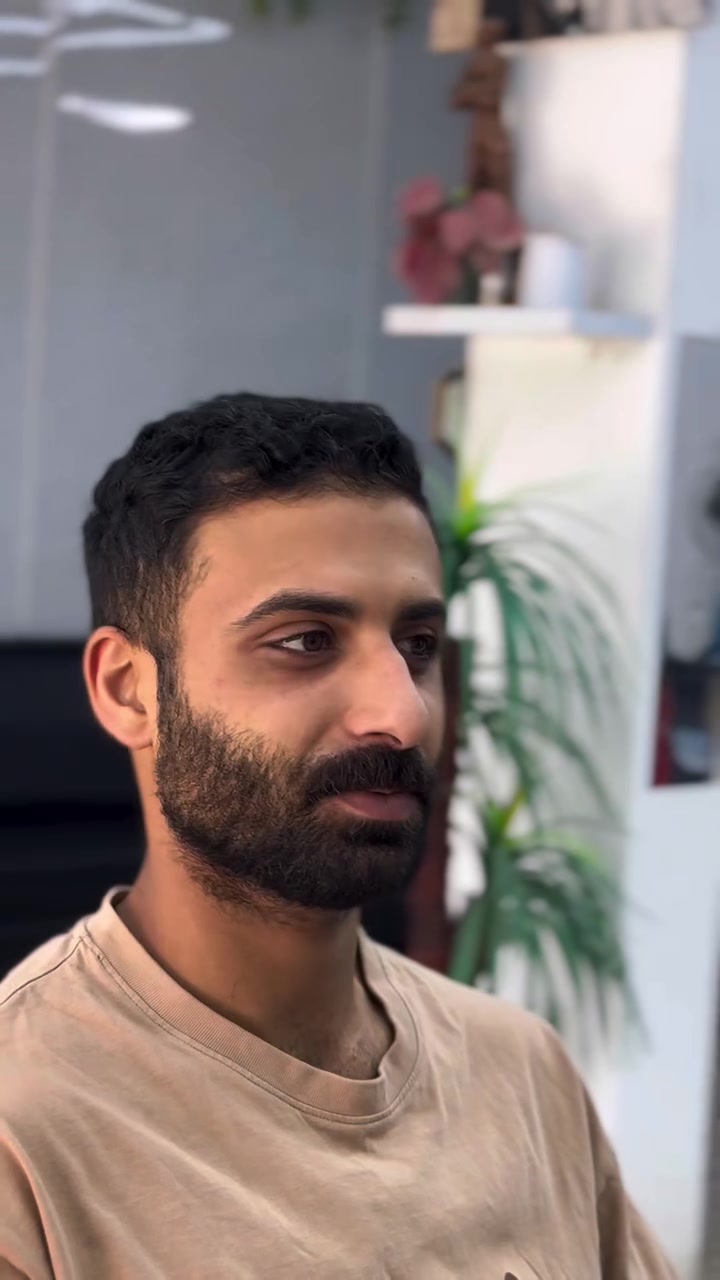 🔥هنا تبدأ الأناقة سنتر ملوك الجمال عنوان السنتر الحولي خلف ملعب النجف الدولي شارع 30 الاول *********** 
💈اذا تريد تطلع بستايل الملوك ……تعرف وين تجي
