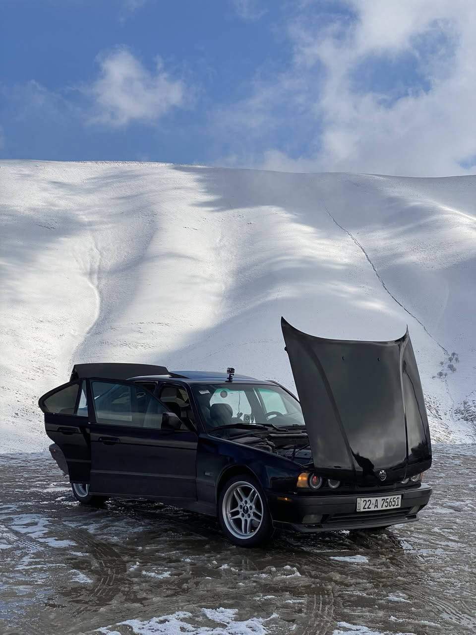 السلام عليكم بيئم للبيع
مديل 1991
شاصي 520
مكينه525
بجم عريض. لايت زنون سوارات 
دعاميه ام 
غرفه جديده 
صبغه جديده
سيارع متعوب عليه كلش 
رقم اربيل بسمي مداور ثاني يوم 
مكان السياره النجف الاشرف 
للستفسار ***********
***********
