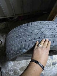 زوج تاير اخو الجديد يوكوهاما ياباني قياس ١٨ للبيع السعر ٨٠ الف  ٠٧٧٣٨٣...