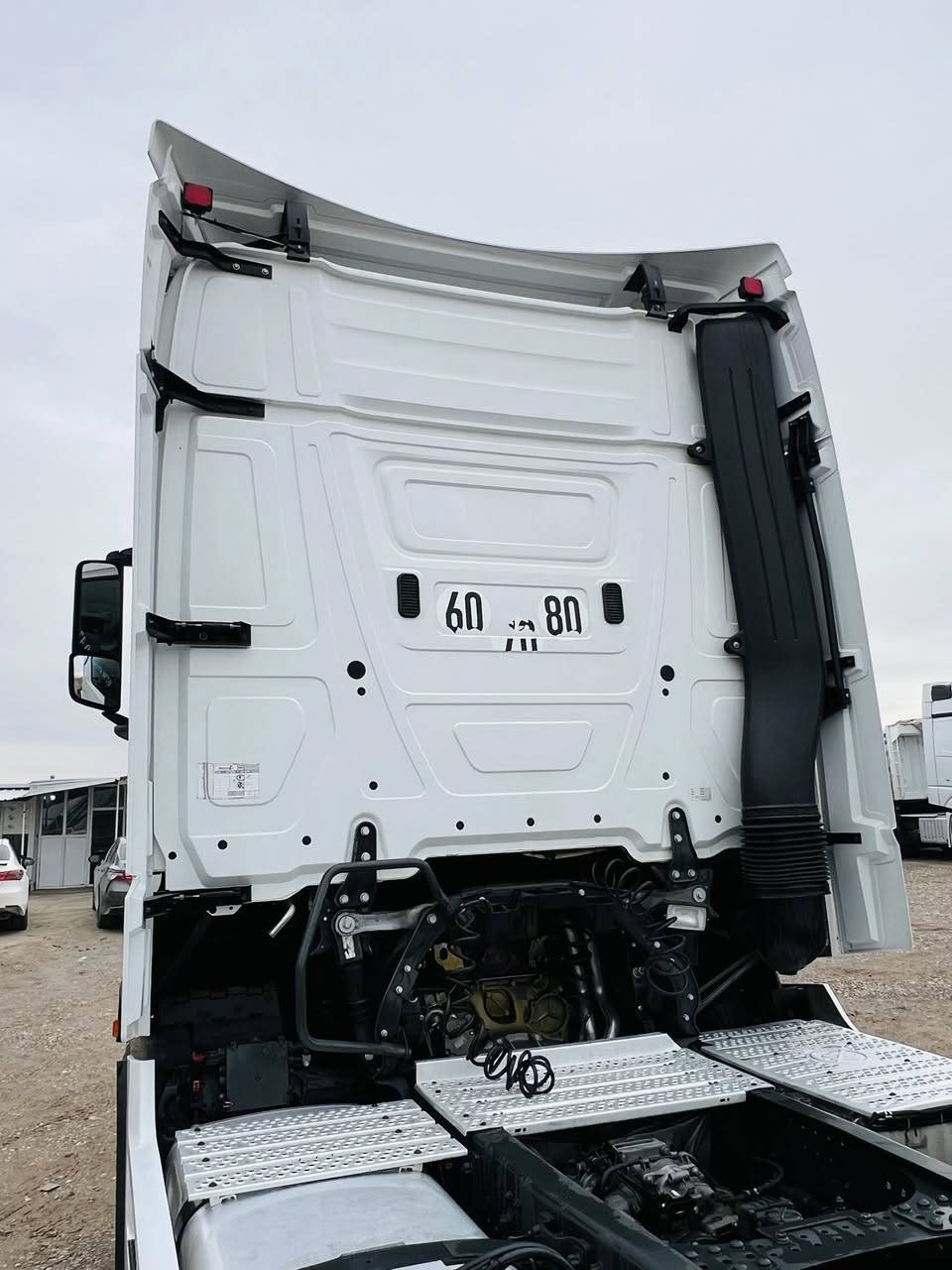 وحش/موديل2018📦
حجم1848 فول مكفول سياره به س ماشاءالله 
رقم اربيل بس راس
معرض حجى نشوان عنوان أربيل كلك 
***********
***********
***********
وتساب 📞📞📞✅✅
