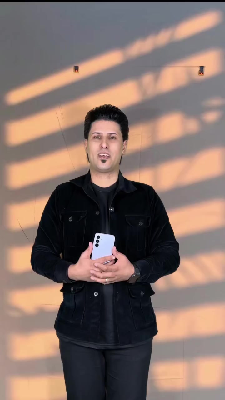 فخامه - اناقه - قوه 
كلها مجتمع في جهاز الكلاكسي A16 
ذاكره
-الجهاز يأتي مقاوم للغبار ولرذاذ الماء بمعيار IP54،
- يأتي الهاتف بشاشة من نوع Super AMOLED بحجم 6.7 بوصة وتردد 90 هيرتز 
- 
- A16 يأتي بمعالج من ميدياتيك Mediatek Helio G99ثماني النواة
- كاميرا خلفيه 50 ميجابكسل 
- وكاميرا سليفي ١٣ 
- البطارية تأتي بسعة 5000 مللي أمبير تدعم الشحن السريع بقدرة 25 واط.
السعـــــــــــــر ١٨٥


**إذا كنت صاحب هذا الإعلان وتريد حذفه لأي سبب، رجاءا أرسل رسالة إلى الدعم الفني**