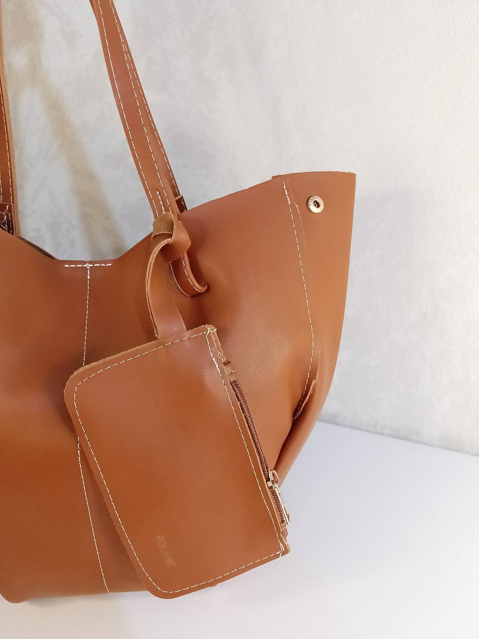 جنطة بولين أنيقة،عملية وواسعة✨
متوفرة ب3 الوان فقط✔
القياس(38*29)
السعر. 20الف

للحجز دايركت📩
*التصوير خاص بصفحتنا📷

#إكسبلور #اكسبلور_فولو #حقائب #جنط


**إذا كنت صاحب هذا الإعلان وتريد حذفه لأي سبب، رجاءا أرسل رسالة إلى الدعم الفني**