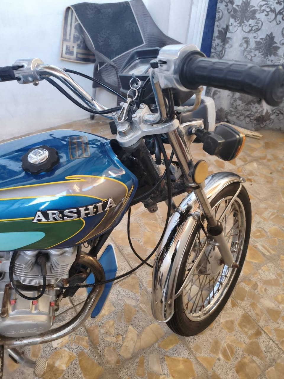 متاح دراجه ارشا سعر 550 مكان نجف اوراق اصليه.
***********
