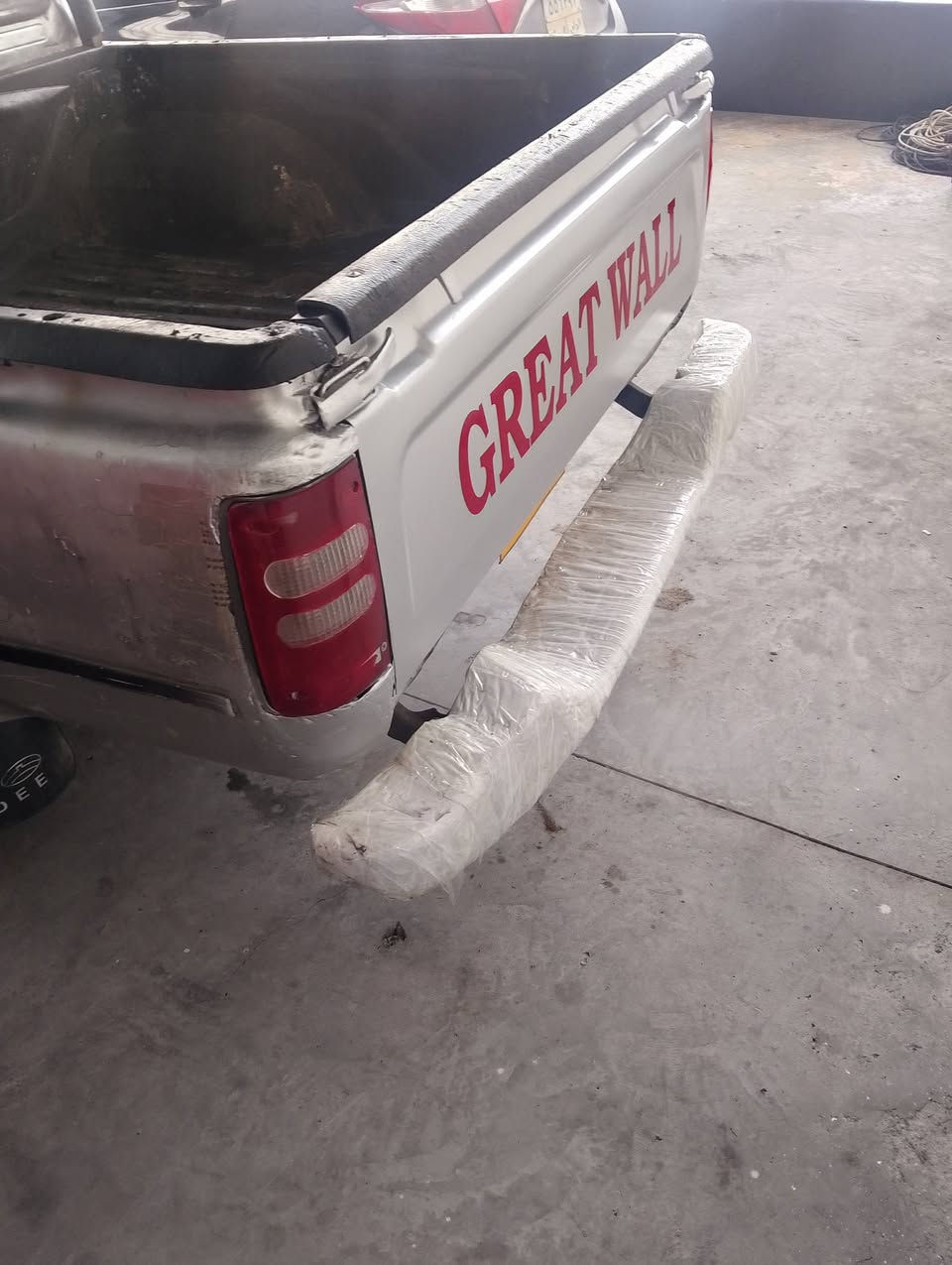 پيكاب دير 2007 منه فيست مكينه به خ و گير و اكسل و مكينه به شه رت كاره بايات به شه رت سياره يكى بئ  كيشيه هه ر چوار تاى نوى هه ر چوار به ره ده رگاى نوى سحرى 27 ,وه رقه شوين خه ليفان پيشانگاى كاروان له خزمت هاولاتيانى ئازيز و خؤشه ويست داين بؤكرين و فرؤشتنى هه موو جؤره سه ياريك ***********--------***********
