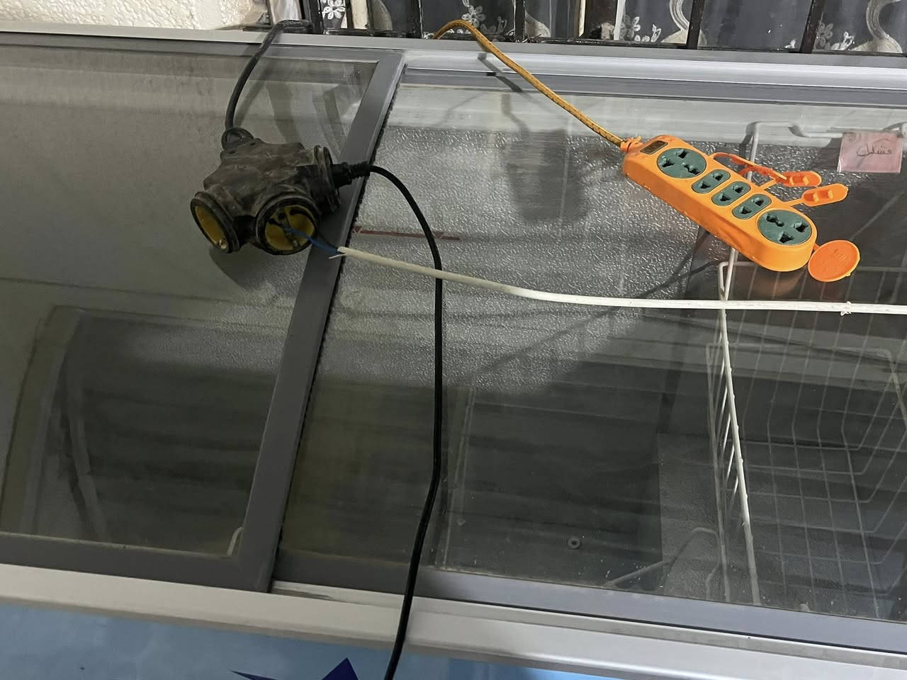 موطور ماء سمك
غطاس ماء سمك
سنك مرمر
سماطه دجاج
ميزان 100 كغم
مجمده 
4 شوايه سمك
منشار كهربائي كبير
 للاستفسار الاتصال على الرقم
***********
