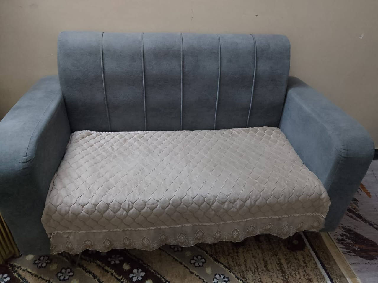 السلام عليكم 
اغراض بيت نظيفه
تخم ١٠ مقاعد بدون ظرر ٢٢٥
مرجوحه اطفال اخت الجديده ٣٥
صوبه ٦٥
سخان ٦٠  
ميز ٢٥ 
العبيدي *********** واتساب او اتصال
