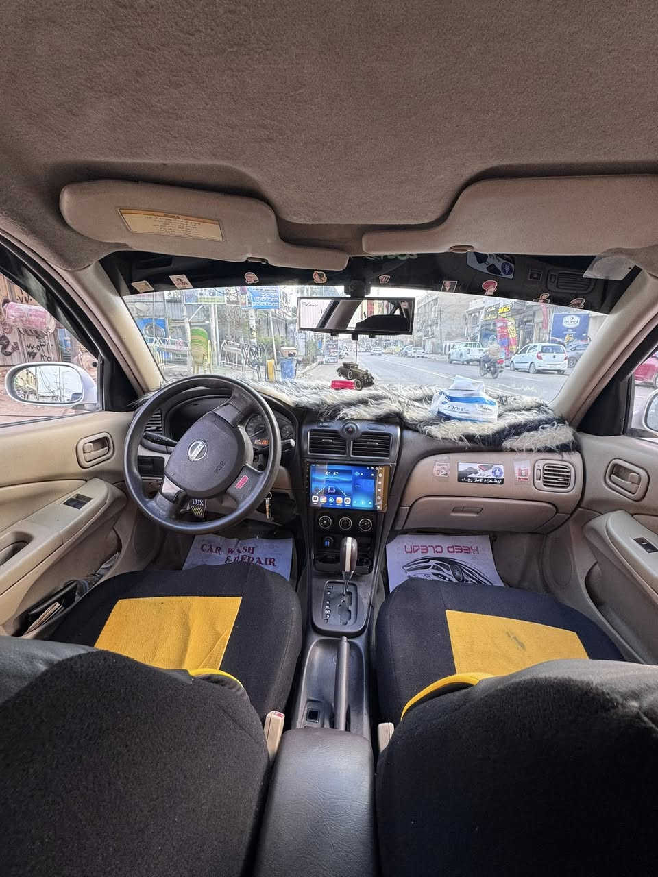 نيسان سني ٢٠١٢ قبغ ابيض 
رقم مكرر 
بيه طختين  جاملغ عكس السائق 
باب خلف السائق
***********
مكاني الاعظميه باسمي مصفره هيئه وغرامه  سنويه هزه جديده 
السعر 88 بيه مجال قليلل حك الجيه
كير مكينه تبريد صدر ترايك للبصره 
محرك ناعم وحلو جاهزه مجهزه شغل وللشارع كبل بدون اي نقص
