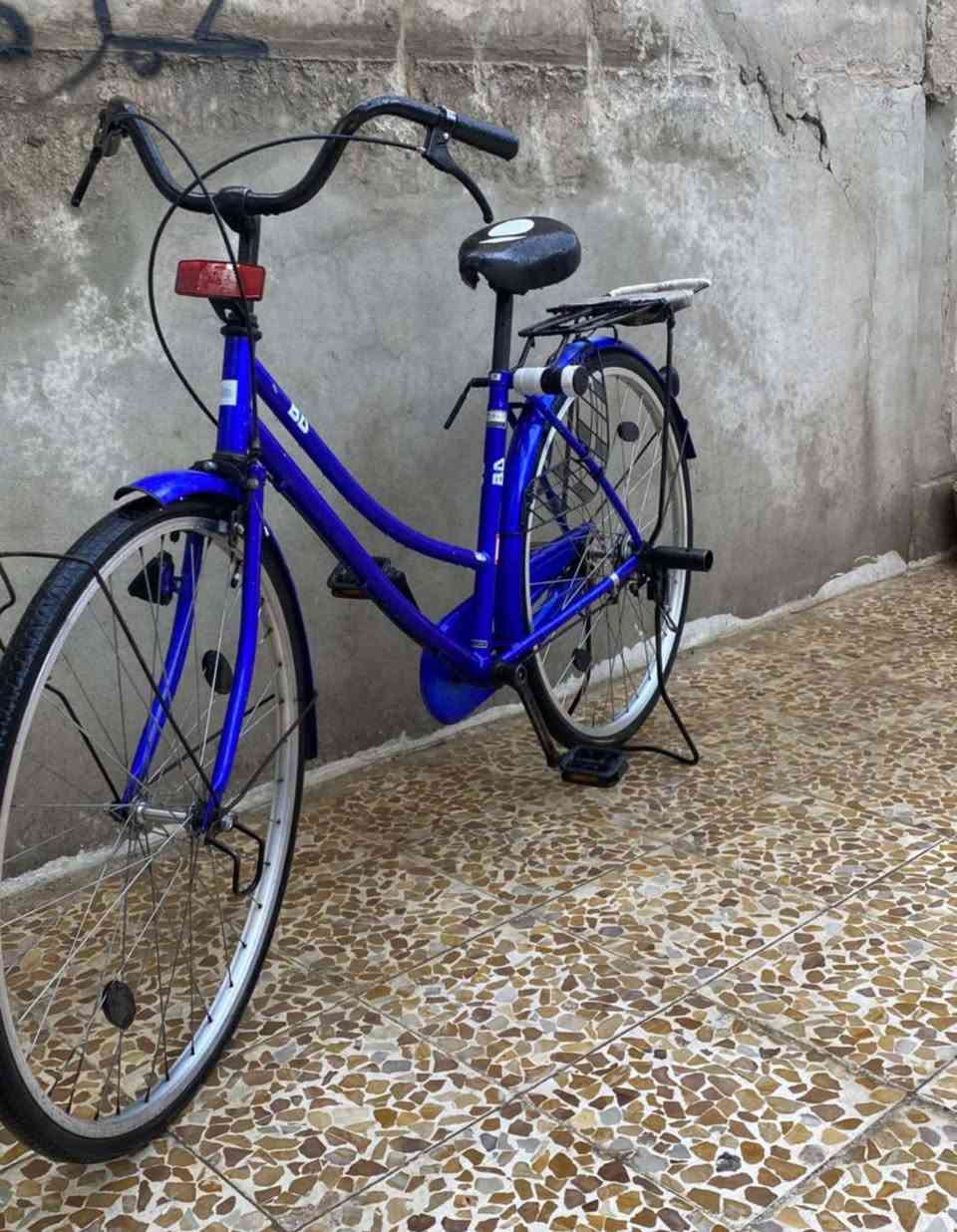 بايسكل عبد الحليم للبيع
السعر 125
مكاني موصل رشيدية 
رقم ***********
