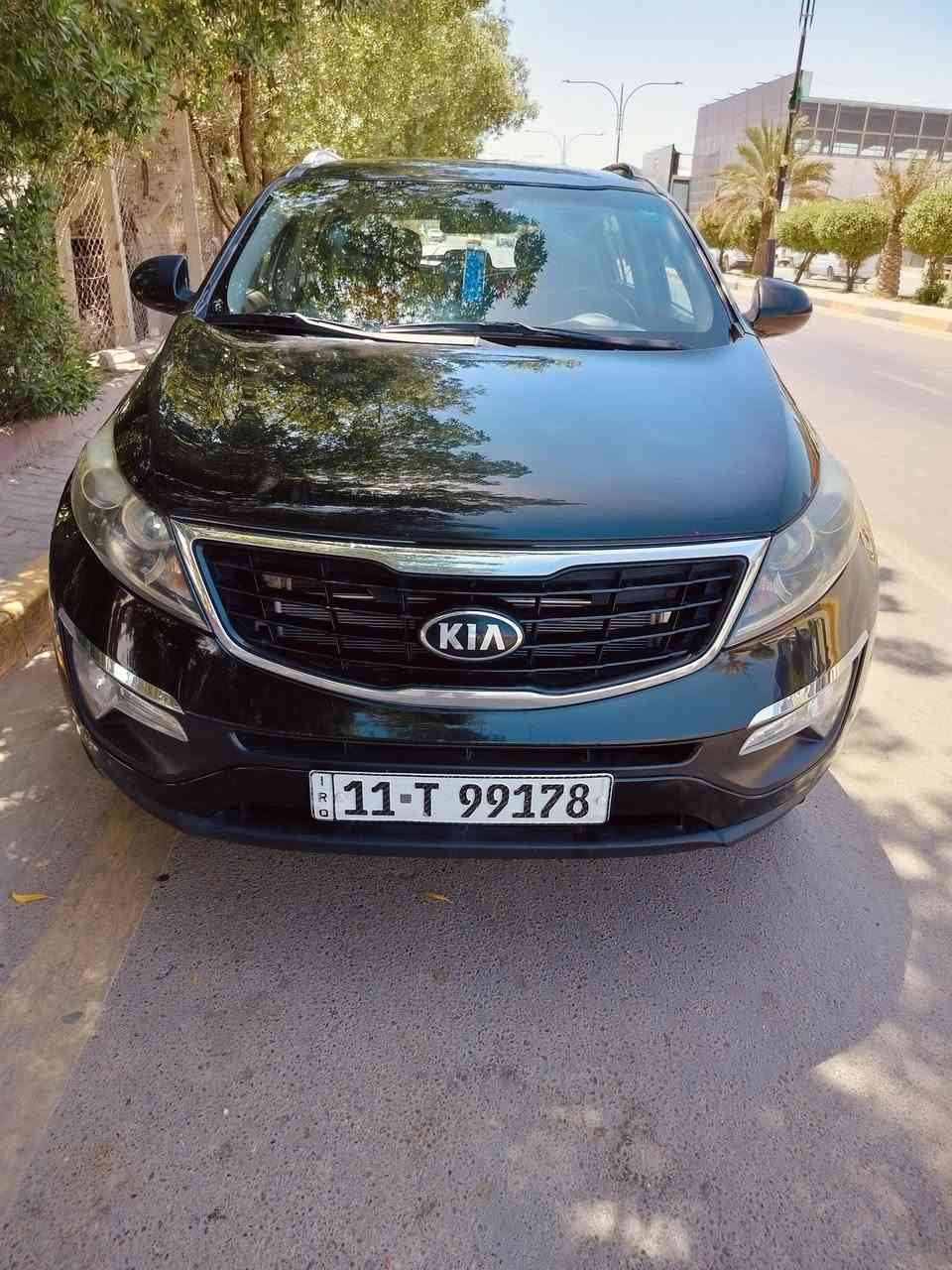 سلام عليكم كيا سبورتج 2015 خليجي محرك 2000 دوش فور ويل 4×4 بيه باب السايق صبغ والباقي كفالة  
السعر 127 ورقة وبيها مجال بسيط 
مكان السيارة بغداد الشعلة 
للاستفسار اتصل 
***********
