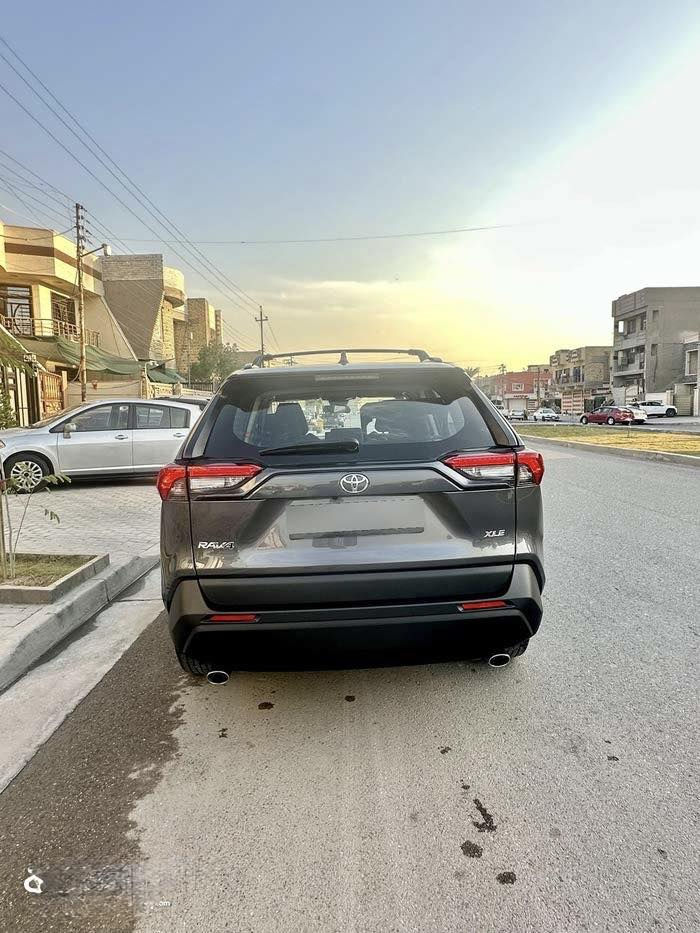 للبيع 
-النوع : تويوتا راف فور 
-الموديل 2022
-الفئه : XLE فوول مواصفات
-ماشية  18ميل
-حجم المحرك :  2500 
-لون السياره فيلي 
-حادثها بنيد مبدل وجاملغ 
وبدايت الشاصي معمر شي بسيط
يرباك راجع سستم 
 الحافه مال باب بيه رصعات

وسياره جاهزه من كلشي

(  الموصفات  )
.سلايد روف 
. لد امامي 
. شاشه لمس
. صندوق كهرباء 
.  كشن السائق كهربائي 
. رادار امامي+ خلفي 
. رادارات بالمري الجانبيه 
. مانع تصادم 
. اشاير بالمري 
. تحديد مسار 
. مانع تزحلق 
. هند بريك بصمه 
. بك لايت لد
. اشاره الاماميه لد 
. نضام مانع انحدار
. 3 
انضمه قيادة
بغداد بسمي السعر 210

التصال ***********

