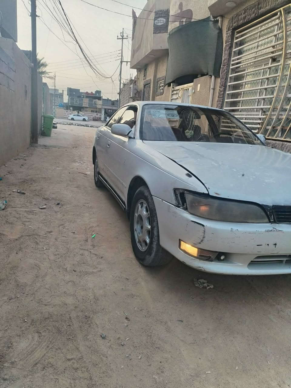 سلام عليكم سياره مارك لبيع كير ومكينه جيس ونجي سدر جديد سياره توه صاعد هزه تخم تاير جديد بيع بدون راعي مكلف بنشر تصال عله رقم *********** مكان كوت بيع او مراوس
