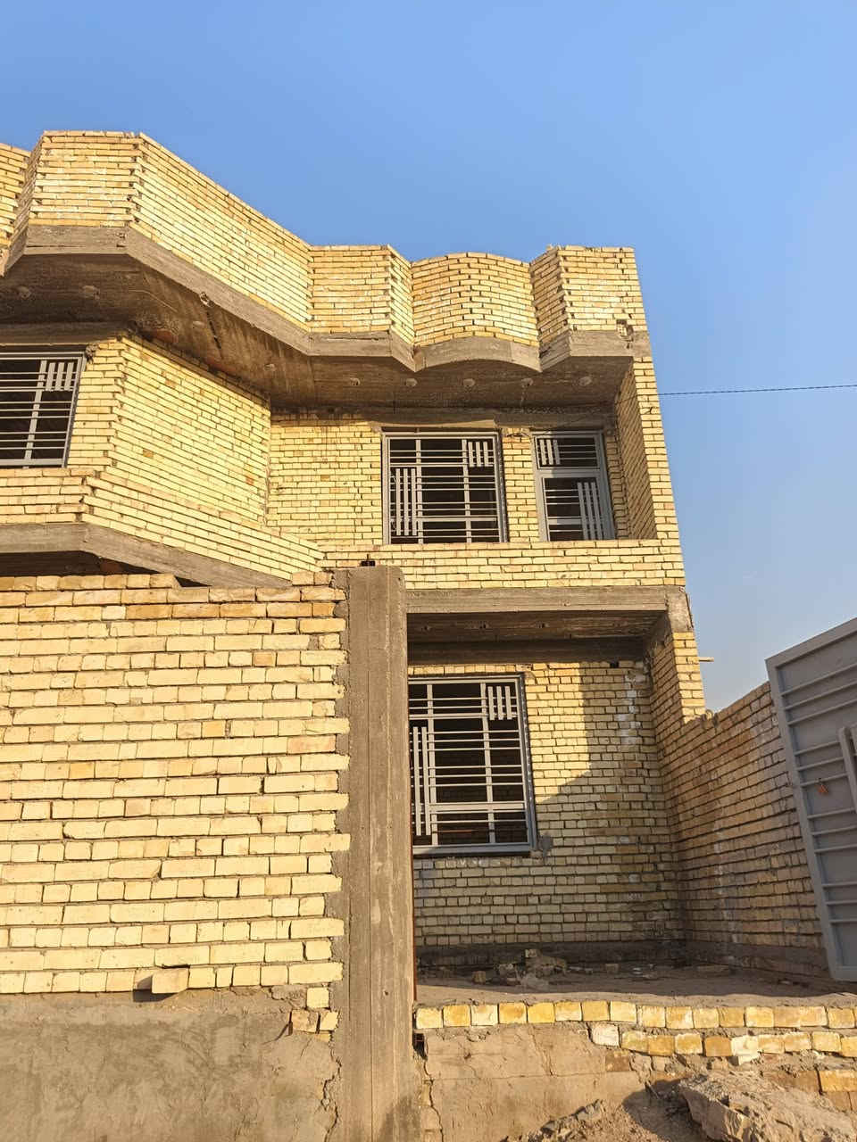 خلفه بناء درجه اولا شرط استلام مهندس حالين فارق مراسل الصفه او الاتصال  ‏‪***********‬‏
