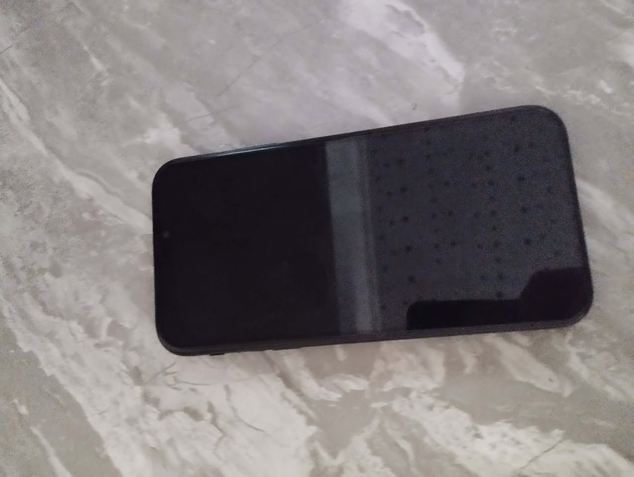 سلام عليكم xr للبيع ذاكره 128 بلادي لجهاز مامفتوح
نضافته 75 بل ميه ودكمه لتعلي طابه جوه فقط ولباقي كله شرط وشغال كامرات وفيس ايدي نهايته 140 مكاني كركوك حي العسكري  ***********
