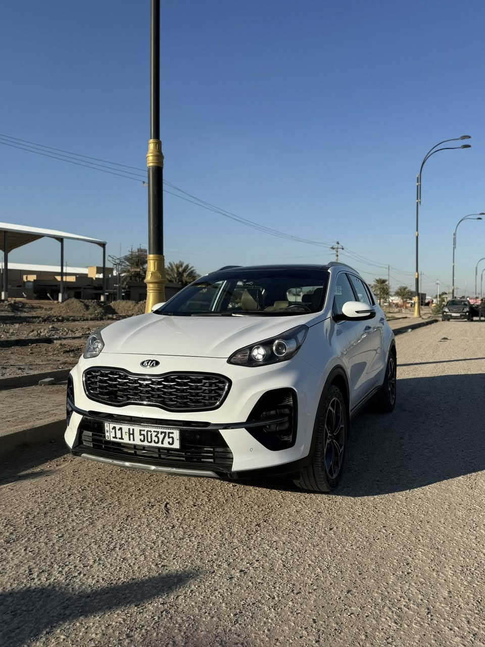 السلام عليكم 
سبورتج خليجي 2019 gtline 
اعلى مواصفات 
بانوراما 
بصمه 
شاشه (apple car play,android auto)
داخل لونين 
جنطه شفط 
بعد بيه هواي 
مواصفات ال gtline معروفه 
السياره ماشيه 81 الف قابل للزياده 
الباب مال الصدر مصبوغه اثر ضربه دراجه 
والجاملغ الايمن مرجع بارد ودعاميه السياره مصلحه وبيها كارت 
مكان السياره بابل 
السعر 193 وبيه مجال بسيط
***********
***********
