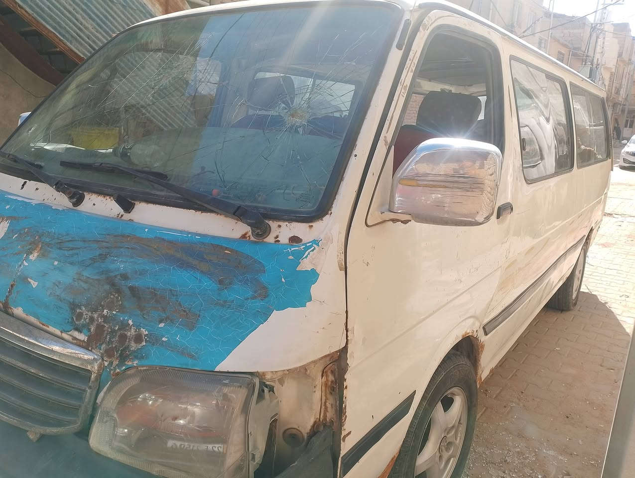 13ورقه جنبي للبيع رقم انباركوم حديدسنويه كارتونيه العنوان كربلاء ***********
