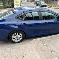 عيدكم مبارك  للبيع كامري هايبرد ٢٠٢٥ ماشية ١٠ الاف مايل حادثها جاملغ و...