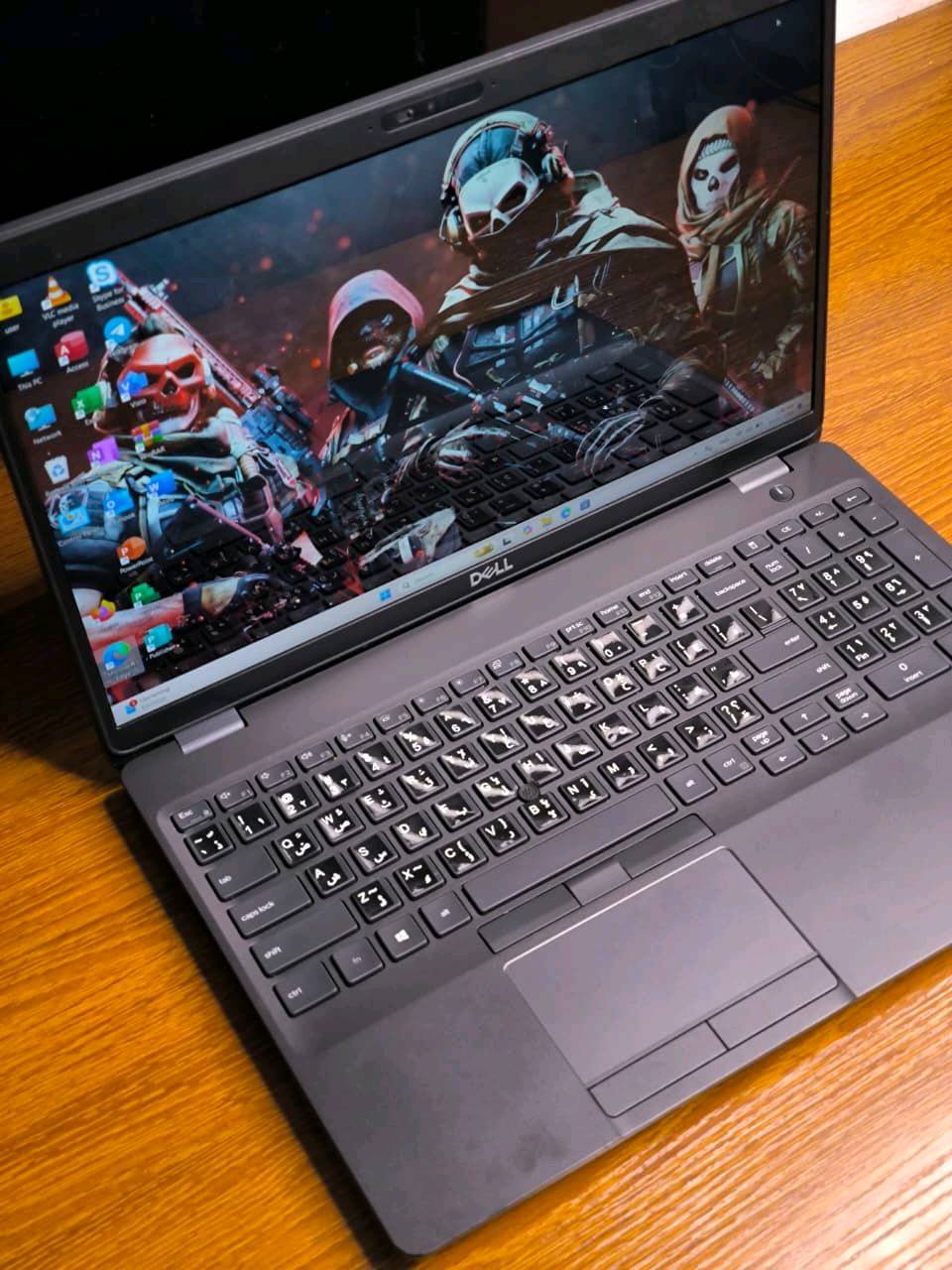 لابتوب الكيمنك صار ب479 الف فقط 🔥
جهاز DELL Precision 5341
لابتوب يجمع بين القوة والاناقه والسعر التنافسي ✨💫

المعالج : core i7 الجيل التاسع فئة H

كرت الشاشة الخارجي: 4 كيكا انفيديا كوادرو P620 
كرت الشاشة الداخلي: 8 كيكا 

الرام: 16 كيكا DDR4 سلاسة عالية 🏎

الهارد: 256 كيكا SSD M.2 أداء خرافي واقلاع سريع🗄

الشاشة: حجم كبير  15.6 انش دقة خرافية 🖥

الجهاز قابل للتطوير (رام أو هارد ) 🔧
الجهاز قابل لتشغيل جميع انواع الألعاب مثل 
GTA5
Forza 5
Euro track simulator 

والبرامج الهندسية مثل 
Blender 
AutoCAD 
وغيرها الكثير من البرامج الهندسية
والبرامج الخاصة بالبرمجة مثل 
Visual studio 
Unity
Unreal engine 


 اللابتوب يحتوي على جميع التطبيقات الأساسية ✨

مع هدايا
ماوس وماوس باد لسهولة الاستخدام 🖱️ 
جنطة لسهولة التنقل 💼
شاحن اصلي 🔌

الضمانات: 
ضمان فحص كامل قبل الاستلام والدفع 💳

ضمان اسبوع كامل 💯
.......................
يتوفر توصيل لجميع المحافظات 🚗

السعر: 479 الف دينار !🆕!

للاستفسار: ***********