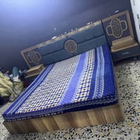غرفه 5 قطع للبيع نظيفه 95 ‎%‎ و ثلاجه بس باب الفريز مكسور  شغاله مابيه...