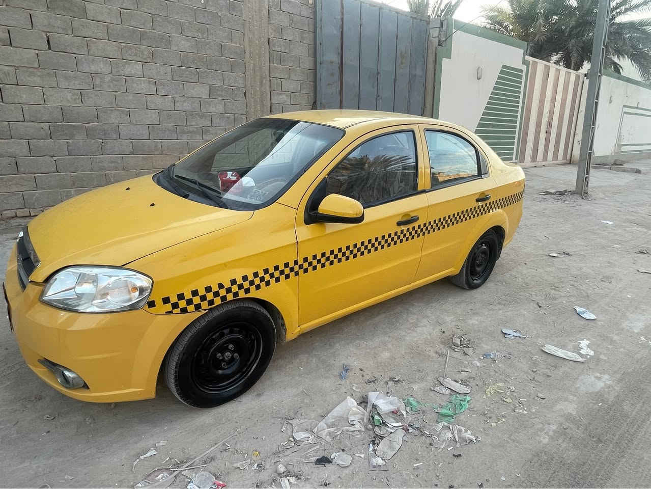 السلام عليكم سياره افيو الون اصفر أجره مديل ٢٠١١ محرك مفتوح كير اوتو رقم كربلاء   سعر ٥٥ بيه مجال قليل  مكان نجف ستفسار اتصال ***********
