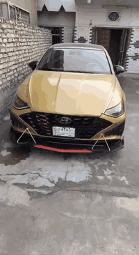 السلام عليكم سنوناتا للبيع 2020 فول مواصفات  مابيهة اي شي نقص جاهزه سعرها 130 وبيها محال حك الجيه مكاني بغداد ***********
