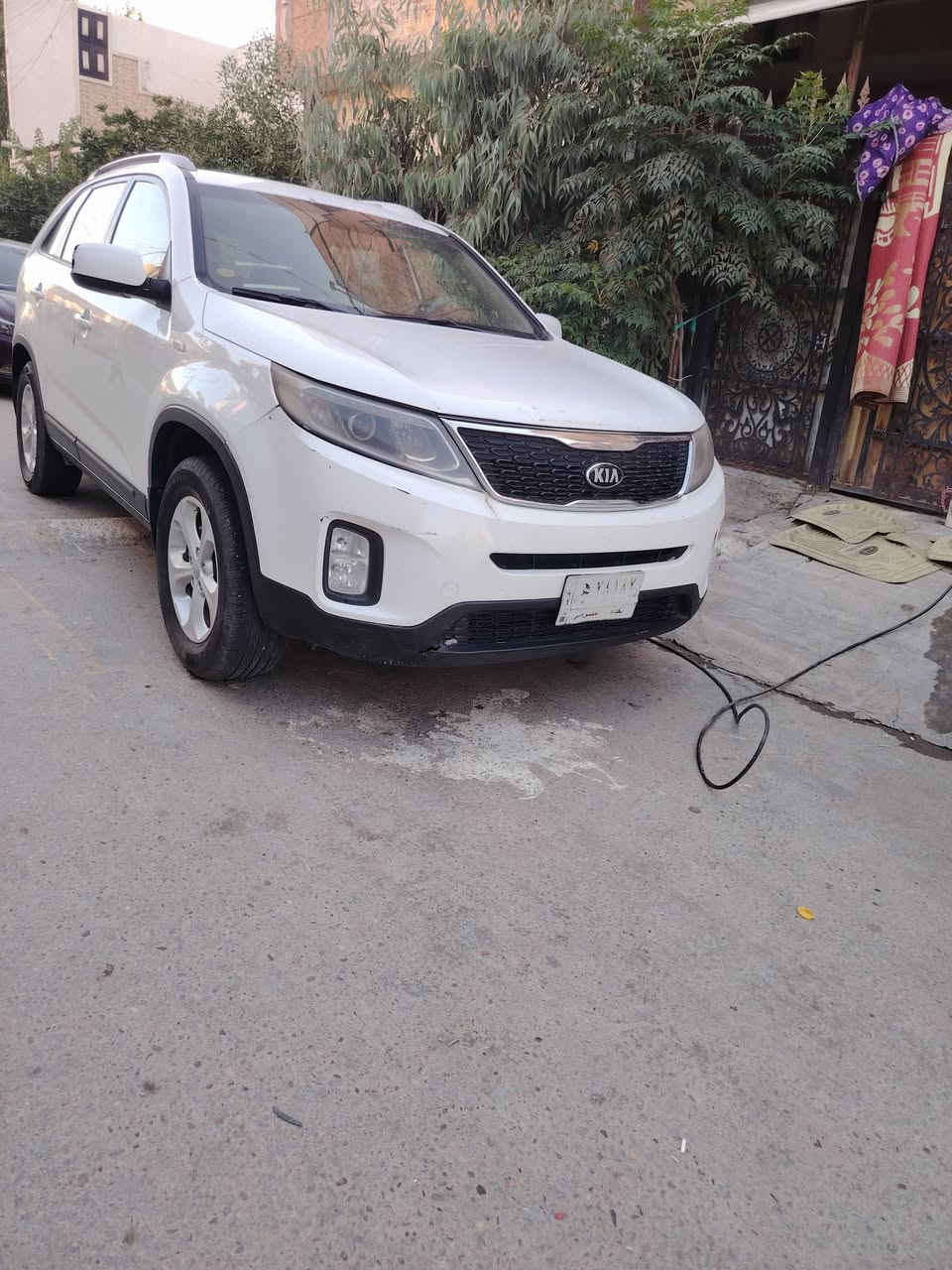 سلام عليكم من رخصت مدير الكروب سورنتو 2015 خليجي نص فول مكينه 2400 السياره جهازه من كل شي من صدر من مكينه تخم تاير جديد السعر 160 بيه مجال قليل  بغداد ***********
