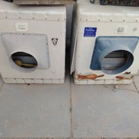 مبردات عدد 2السعر 250 مع رفوف عرض مال محل عدد كبير السعر 300 اليريد يت...