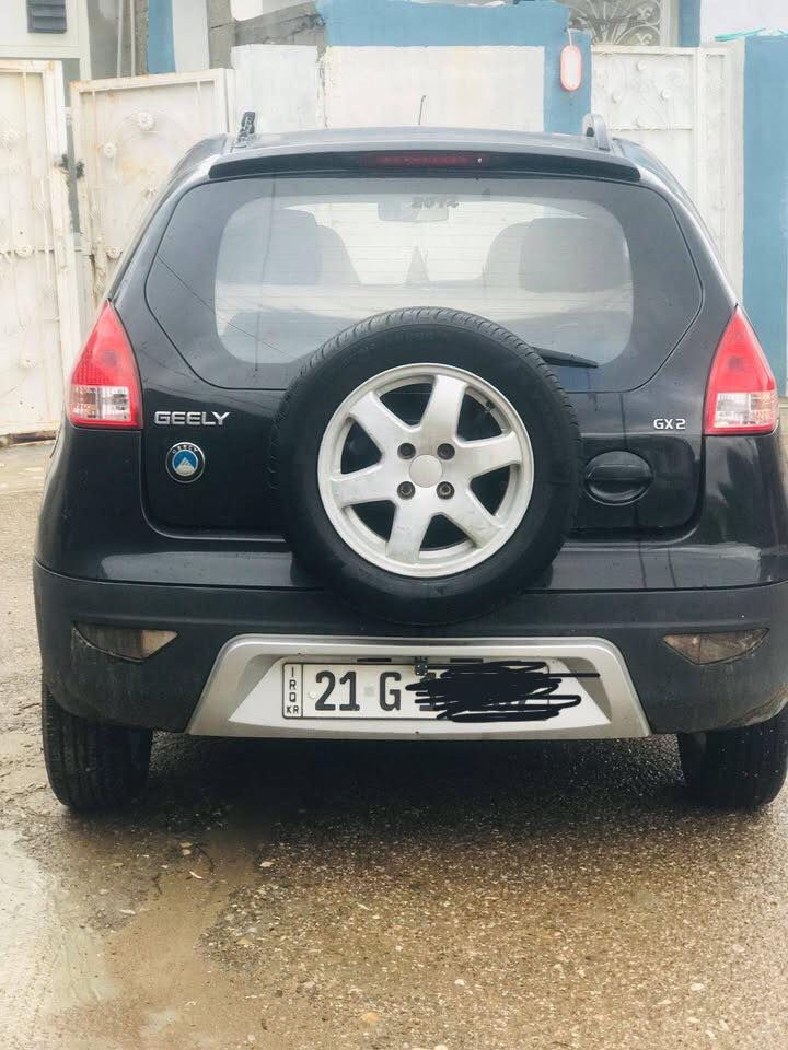 سلام عليكم 
سياره جيلي للبيع موديل 2013 نضيف كلش رقم سليمانيه جديد تريد تحويل او وكاله سياره جاهزه
سعره 55 بي مجال للطيبين
***********
