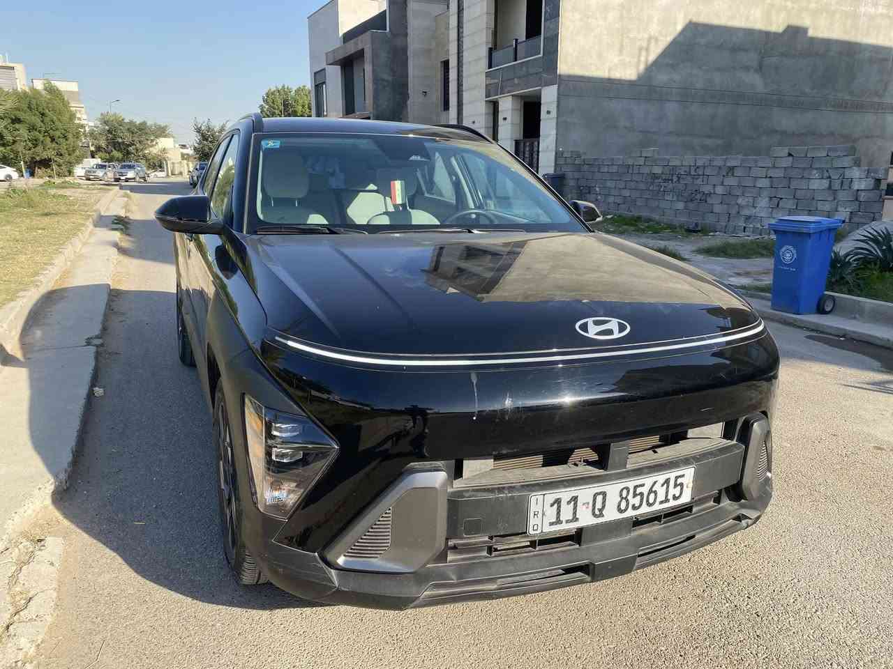 كونا 2024 محركها 2000doch المرغوب 
ماشية 12الف ميل رقمها بغداد 
مواصفات السيل فول مواصفات عدا الفتحه ( تبريد قطعتين ، كار بلي ، شاشه متصله ، اشاير بالمري ، ويل كروم ، داخل ابيض ، رادار وتحديد مسار ومثبت سرعه ) 
حادثها جاملغ خلفي وباب الصندوق مبدل اسود بلادي 
وباقي السياره مكفوله من الصبغ 
للاستفسار *********** 
السعر 173 ورقه وبيها مجال بسيط 
عنوان بغداد ، اليرموك
