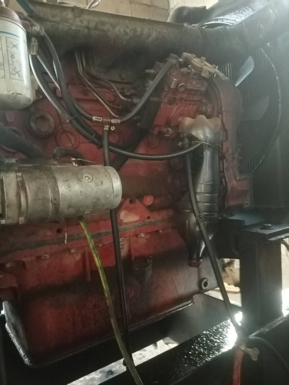 السلام عليكم
مولد افيكو ٤ بستم. طاك من الصفحه
بمب كهربائي نضيف.كور نضيف راديتر نضيف
سلف + دينمو.مولده ٥٠ KVشاصي مرتب.
يفيد جماعة التفليش.السعر ١ مليون.
تأخذه جف اتراب بعد ما اتشوفه وتقتنع.
وسلامتكم.  الزاب قرية النميصة. 
 ***********
