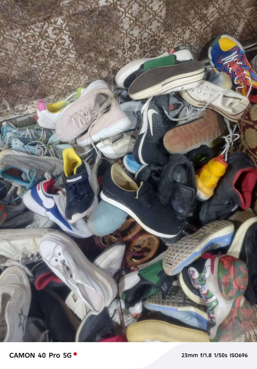 للبيع 40زوج كويتي العنوان الزبير ***********
