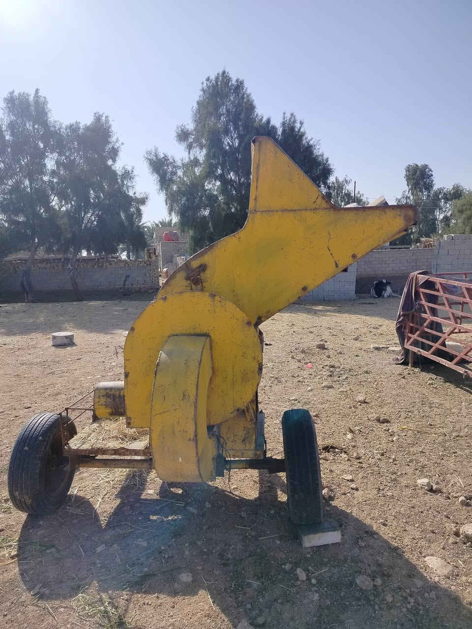 السلام عليكم للبيع كاروضه ذنون جهازه للعمل معمل استوه مشدود هوه وسجاجين ودامه كاامله سعره مليون و 650/
وبيه مجال العنوان الديوانية علا طريق الدغاره 
***********
