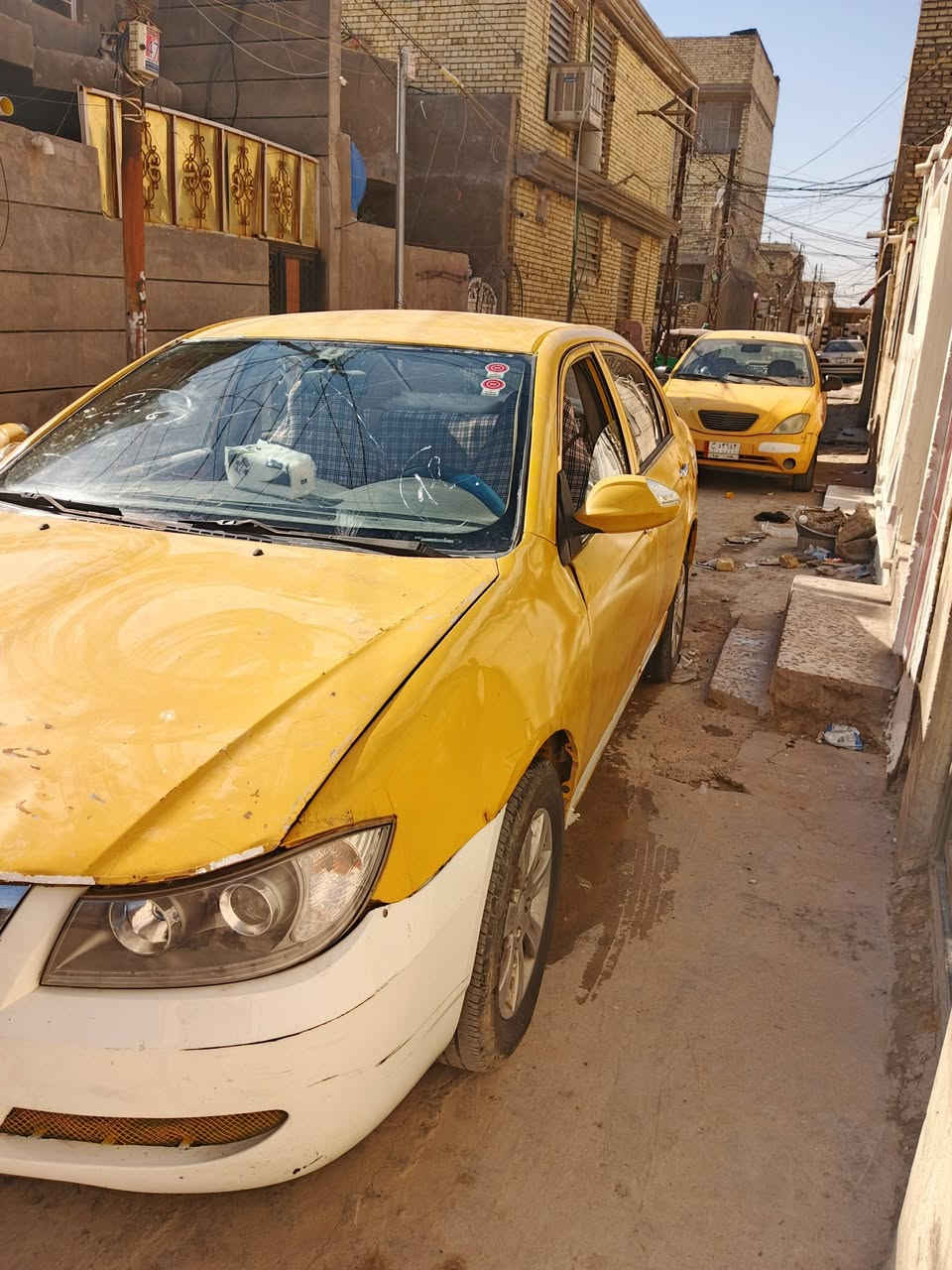 السلام عليكم لفيان 2010رقم الاماني سنوية 27 مكينه وكير كورلا 1600 يرادلة ترتبب صدرة نص عمر تايراتة نضاف سياره وين ما يعجبك شغل واطلع سعرة 24وبي مجال شرط التحويل بغداد م الصدر ***********
