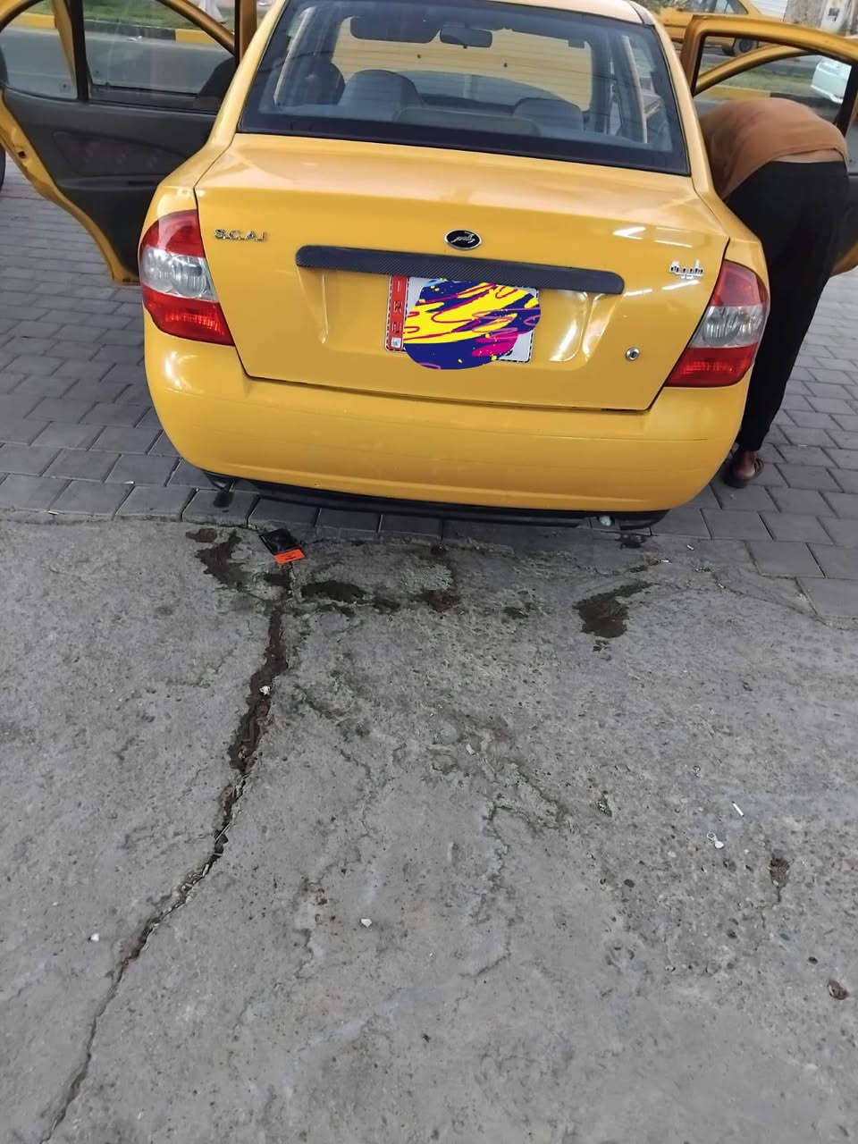 طيبه 2015
مكفوله كير ومحرك وتبريد ومكينه وسياره خير من الله 
المكان زيونه 
الرقم ***********
السعر 38 $
مكلف بالنشر للاستفسار اتصل عالرقم يوجد واتساب
