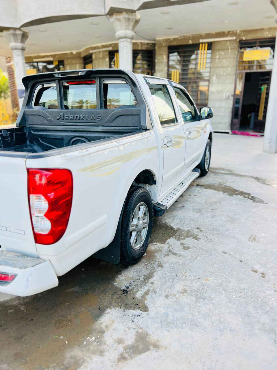 السلام عليكم للبيع كريت ويل موديل 2015رقم بابل جديد تحويل مباشر كير ومحرك مكفولات بدون ضربه بيه جاملغ امامي مفتوح فقط ودعاميه اماميه تبديل مكان السياره بابل /جبله
(***********)سعره 77 وبيه مجال للشراي
