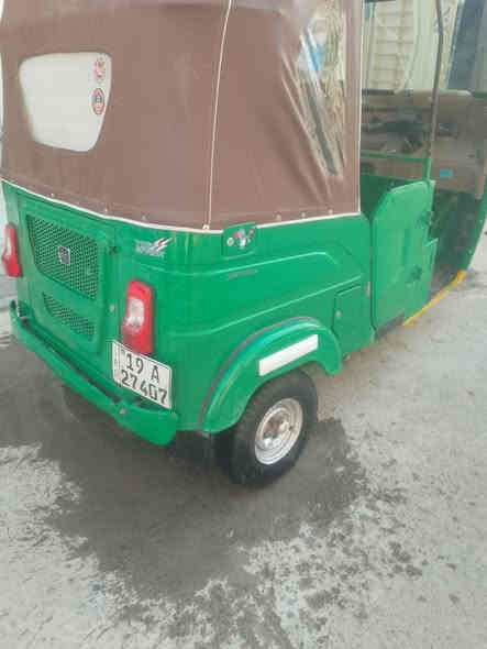 السلام عليكم تكتك البيع مديل 22 السعر 8400مامتواجد عل فيس ***********
