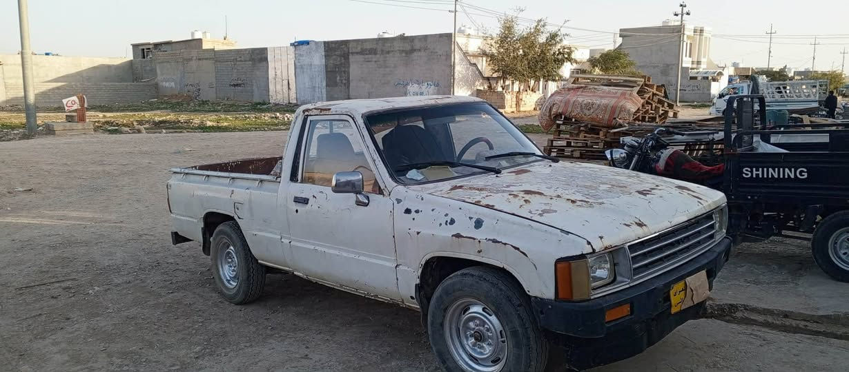 سڵاو هاوڕێیان
ئەم پیکابە بۆ فرۆشتن
مۆدێل ٨٥
ماڵی کەسابەت 
بە شەرتی گێڕ و مەکینە و ئەکسل
وە بە شەرتی سەنەوی و ئەوەلیات
شوێن: کەلار -سمود
ژم:***********
