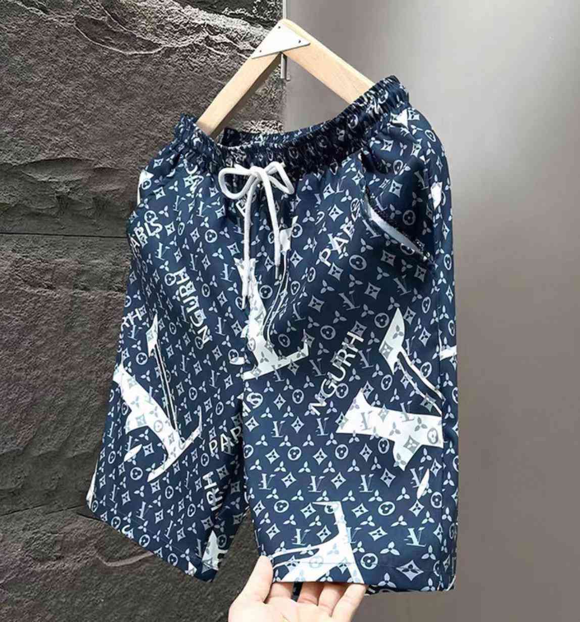 برموده صيني كوالتي عالي 
سعر درزن 72
ازياء علي الطيب 
جمله مفرد


**إذا كنت صاحب هذا الإعلان وتريد حذفه لأي سبب، رجاءا أرسل رسالة إلى الدعم الفني**