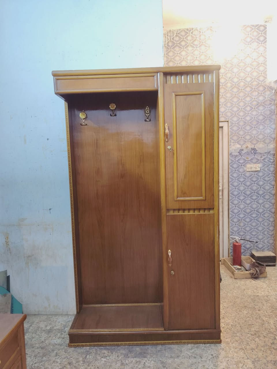 غرفه مستخدمه تزكام  صاج نضافه فول سعر 750 معرض ابو عقيل ميسان حي رساله شارع ماطور قرب صيدليه حازم ***********((نشتري جميع الغرف ))
