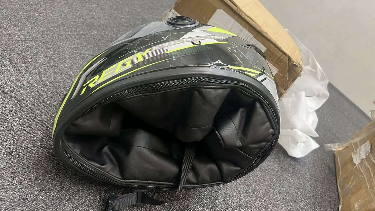 اول مره تطلع هجي خوذة دراجة ماركه جمالها خيالي المهتم خاص


**إذا كنت صاحب هذا الإعلان وتريد حذفه لأي سبب، رجاءا أرسل رسالة إلى الدعم الفني**