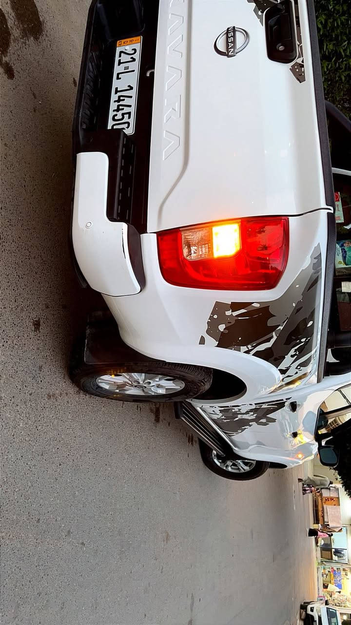 نيسان نيفاره موديل 2024 خليجية
كير عادي
ماشيه 20 KM سياره زيرو ع ايدي ماخذه
رقم اربيل الدولي ب اسمي تحويل مباشر
داخل جلد احمر بلادي 
كامرا حساسات 
تحكم سترين جهتين
السياره جديده بدون شخط ولاطخه بلاديه
السعر 215 وبي مجال بسيط
مكاني بغداد العامريه
***********
