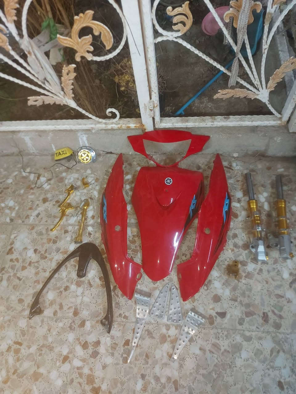 سلام عليكم 
غراض تزويد للبيع 
كفر ماكس عدله احمر
دبلات لون ذهبي لكل دبل صونتين
يدات ابريك لون ذهبي 
امبيثري تكسي 
سبايدره كاربون فايبر
جگ صفح ذهبي 
تعلاوه دبل ذهبي 
تعلاگه لون ذهبي 
قبق فلاوين لون ذهبي
ستيلات مال گاعيه
(الخاص مفتوح)


**إذا كنت صاحب هذا الإعلان وتريد حذفه لأي سبب، رجاءا أرسل رسالة إلى الدعم الفني**