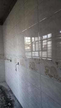 صفاف سيراميك جدران بورسلين ارضيات وكوبلنات شبابيك شرط رقم واحد ملاحظه ...