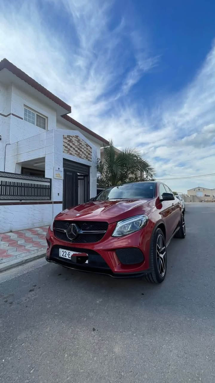 🔥 يالله للبيع او مراوس  | Mercedes-AMG GLE 43 4MATIC
📅 موديل 2016

سيارة جديدة بمعنى الكلمة، نظيفة جدًا وجاهزة للفحص بأي مركز تختاره.
بصمتين 
✅ AMG GLE 43 الأصلي
✅ محرك V6 توين تيربو سعة 3.0 لتر
✅ قوة 367 حصان
✅ ناقل حركة أوتوماتيك 9 سرعات (9G-TRONIC)
✅ نظام دفع رباعي دائم 4MATIC
✅ داخلية فاخرة
✅ فتحة سقف بانوراما
✅ مقاعد كهربائية مع ذاكرة
✅ كاميرا وحساسات أمامية وخلفية
✅ تشغيل بالبصمة (Keyless Go)*
✅ مكيف ثلج
✅ جنوط AMG الأصلية
✅ سيارة بحالة ممتازة ولا تحتاج أي مصروف

📞 للتواصل: ***********
