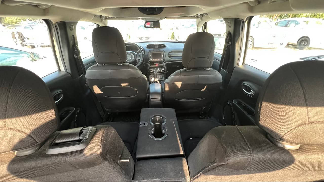 جيب رانكيد 2017 فول مواصفات محرك 2400 مامفتوح ماشية 52ميل سنوية ورقم سليمانية هزة و فحص كل جديد و صدر و تايرات جديدة مواصفات بصمة بانوراما تشغيل عن بعد 4x4 نظام قيادة سبورت تحكمات شاشة جبيرة هندبريك كهربائي سعر 118$ سيارة ضررها خفيف موجود سونار والضرر بالمنشور مكاني كلار *********** كالار, السليمانية
